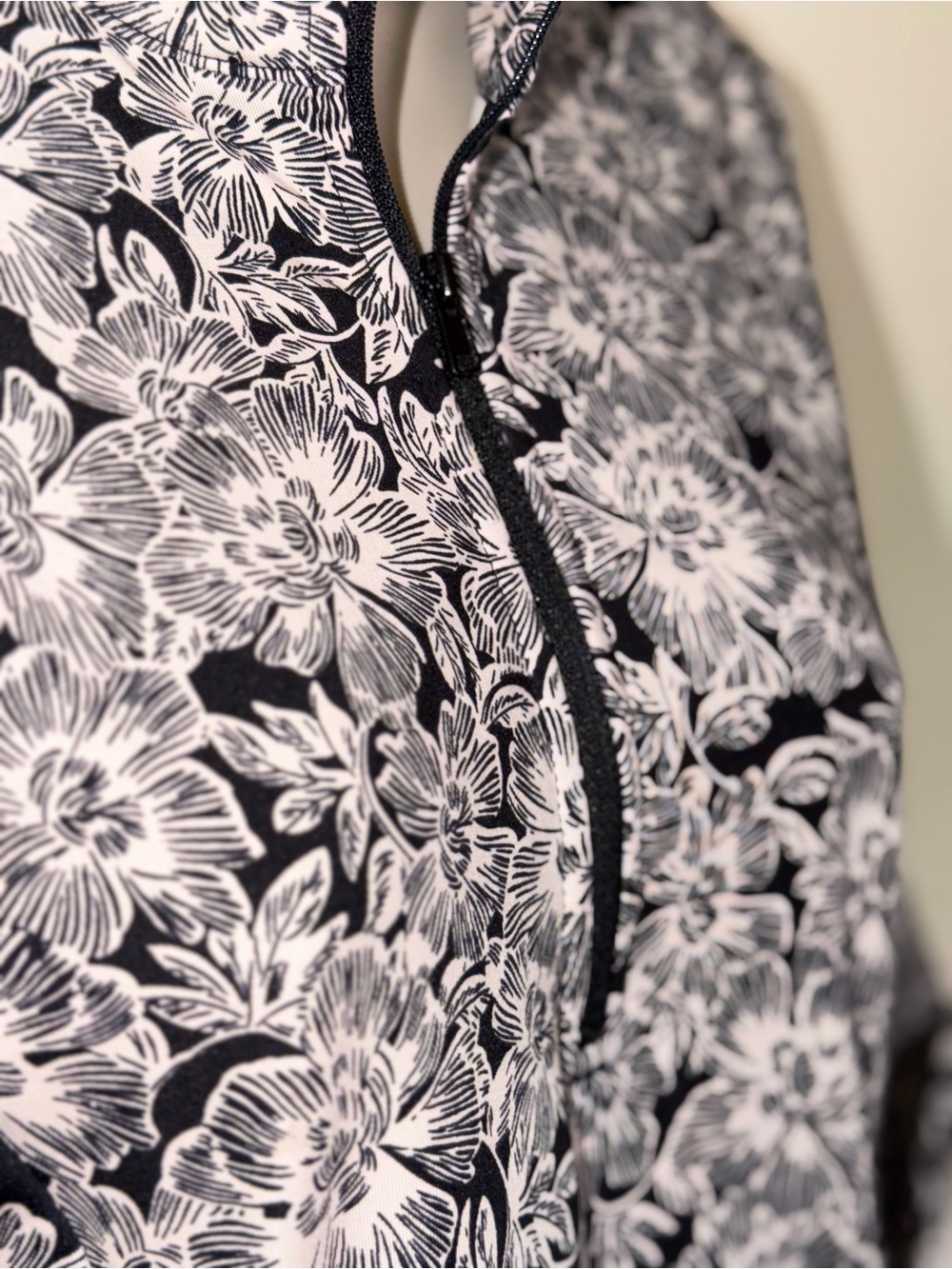 Tommy Bahama Everyday Active Half Zip Athletic Pullover - Picture 9 of 14